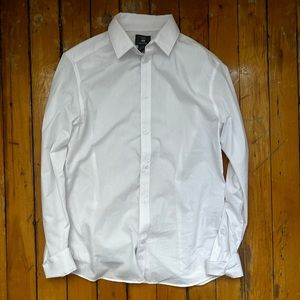 H&M Men’s Slim Fit Button Down size medium
